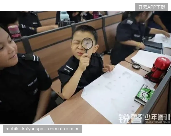 在高压中蜕变：球队训练中的模拟对抗如何锻造顶尖传球技艺
