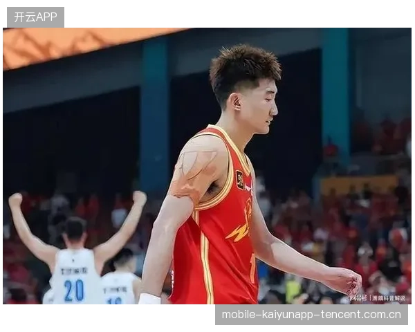 孙铭徽：从“手感冰凉”到“破门大爆炸”——10中2低效的逆袭之路与体育精神的深刻思考